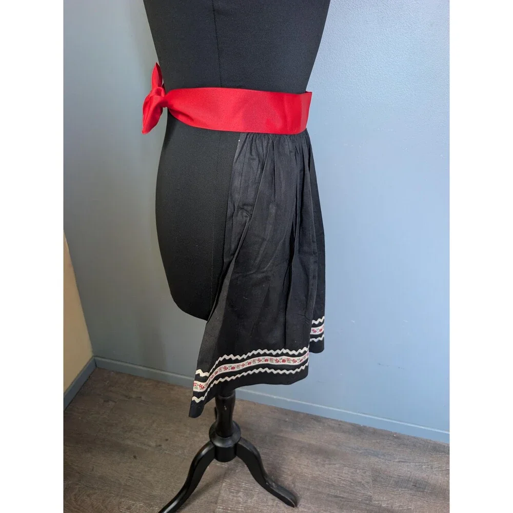 Vintage 50s 60s Half Apron, Holiday Christmas Apron
